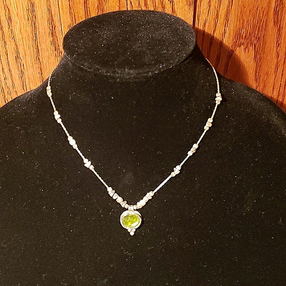 Silpada Sterling Silver Green Glass Necklace - Picture 2 of 2